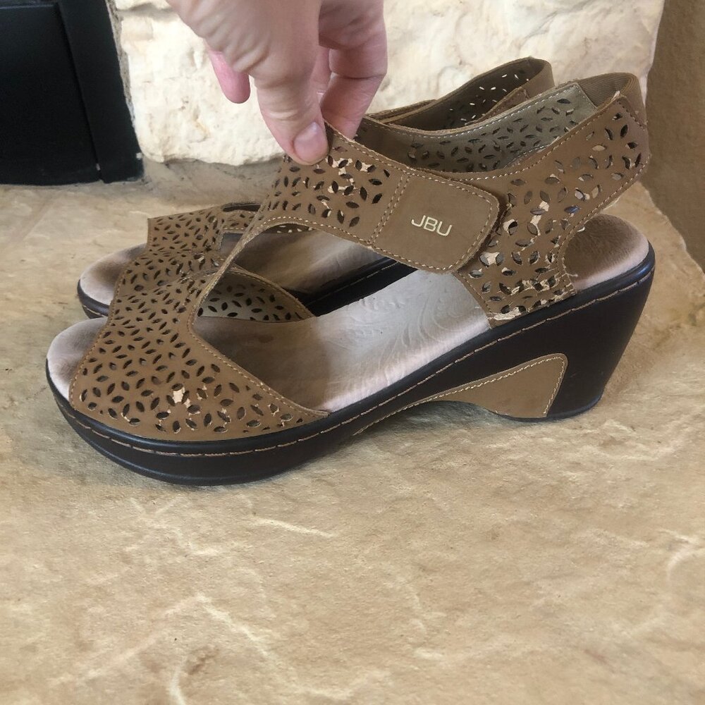 Jambu 'Chloe' Heeled Sandals, size 8.5